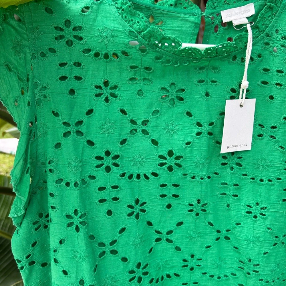 Green Ruffled Flutter Sleeve Blouse - Picture 2 of 6